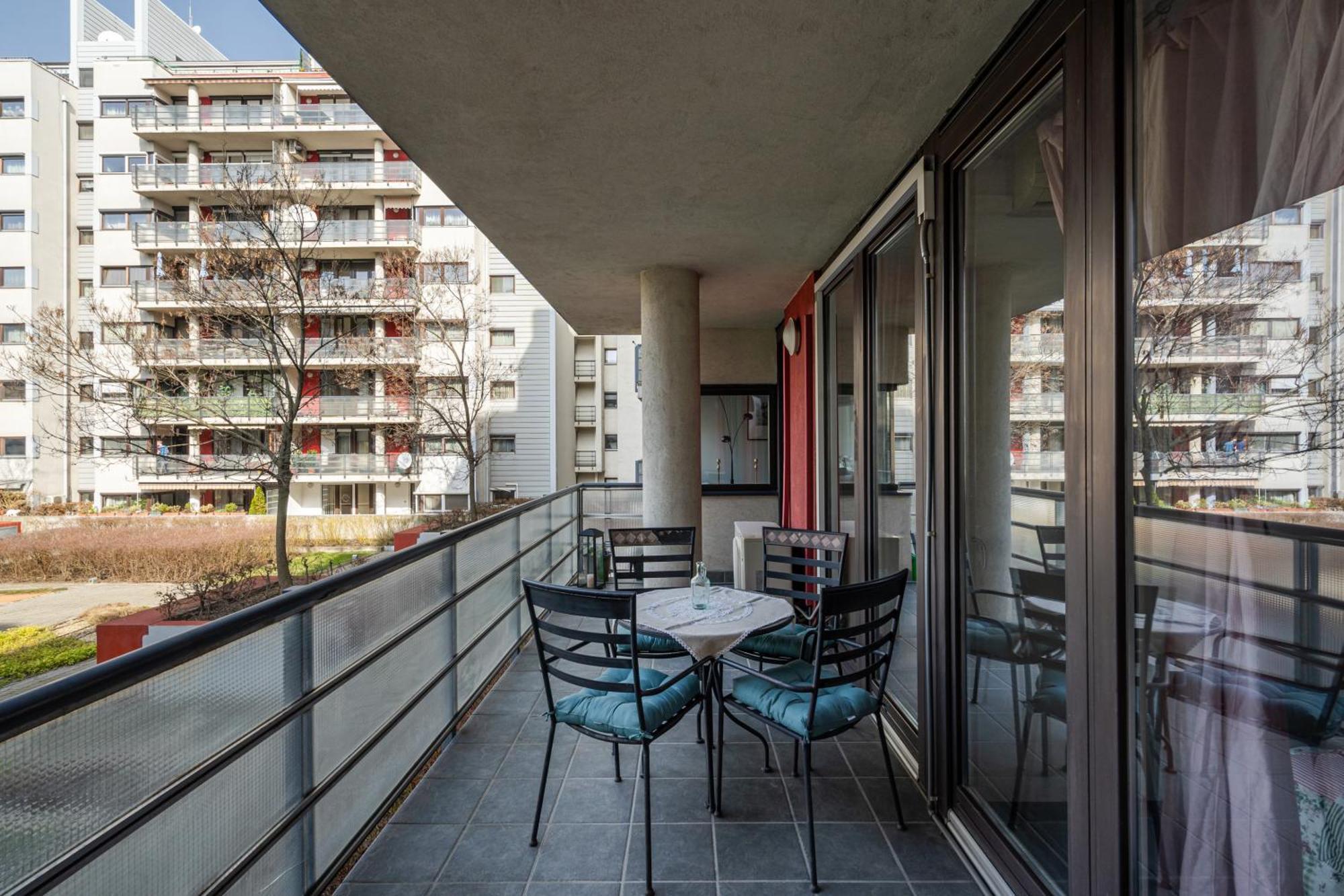 Heart And Soul Apartment Boedapest Buitenkant foto